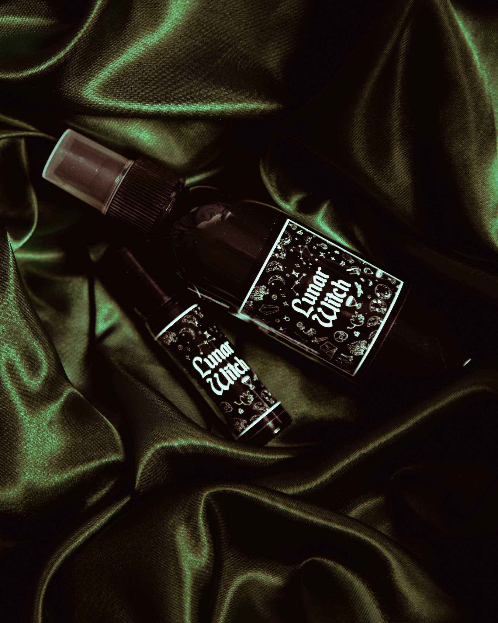 THE PRETTY CULT Lunar Witch Room & Linen Spray Parfume