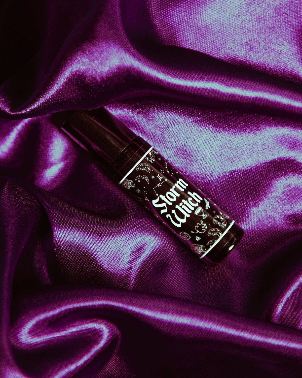 THE PRETTY CULT Storm Witch Roll On Perfume