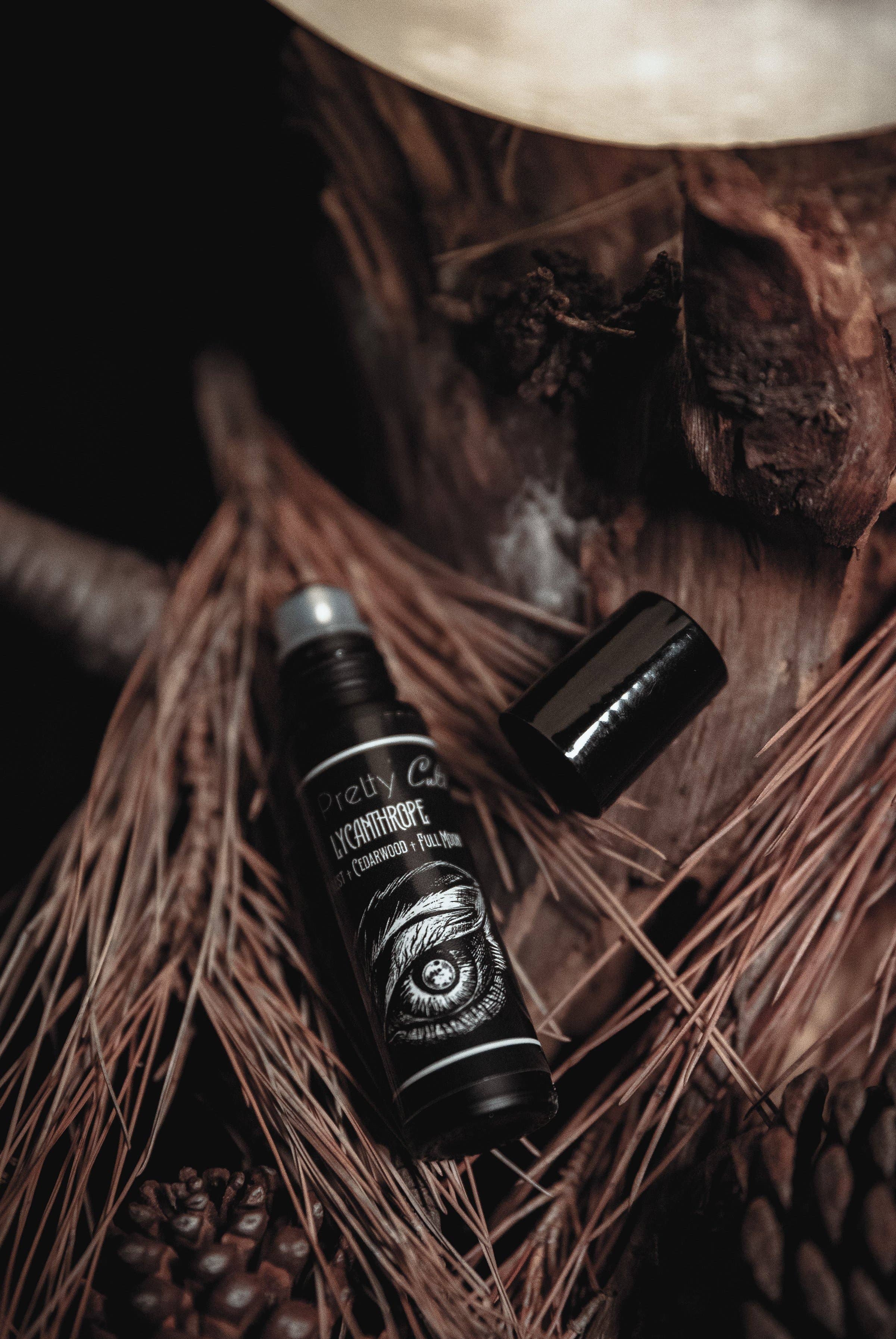 THE PRETTY CULT Lycanthrope Perfume Oil