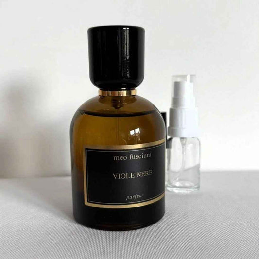 MEO FUSCIUNI Viole Nere
