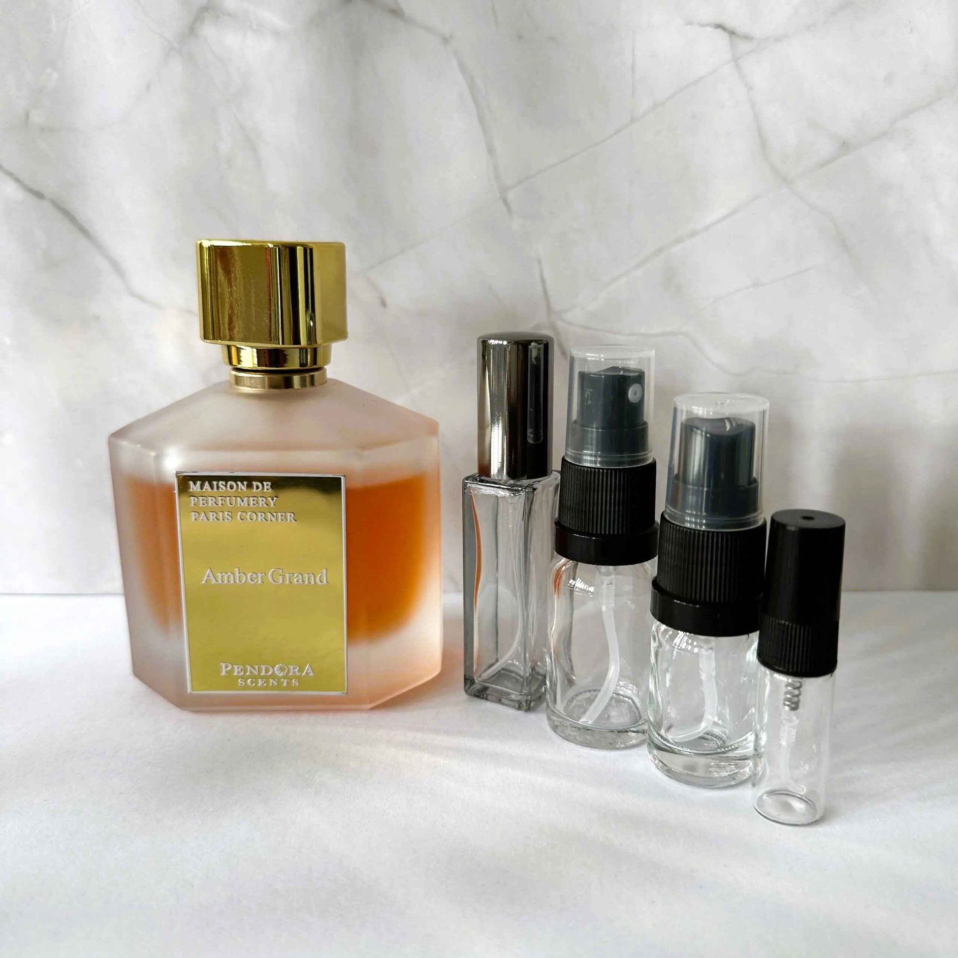 PARIS CORNER Pendora Amber Grand