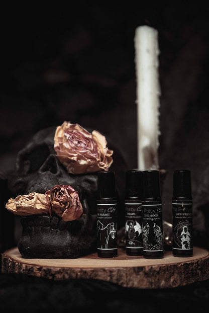 THE PRETTY CULT Hermit Perfume Oil