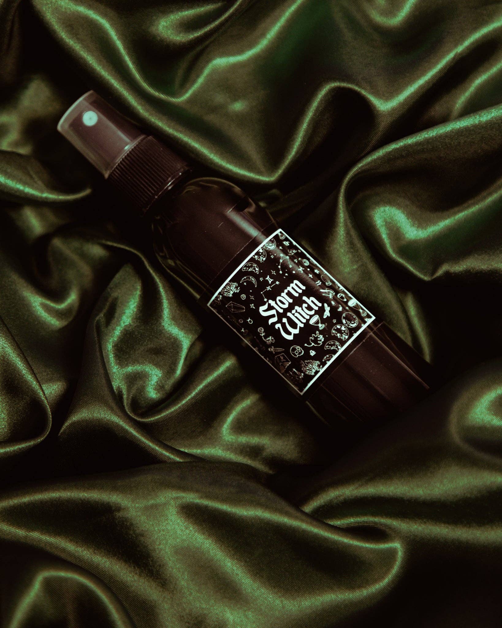 THE PRETTY CULT Storm Witch Room &amp; Linen Spray Perfume